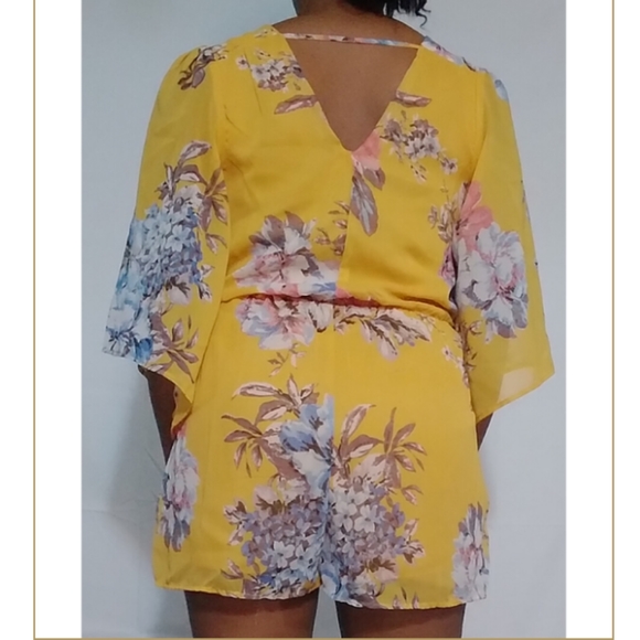 Floral Yellow Summer Romper - Picture 4 of 4